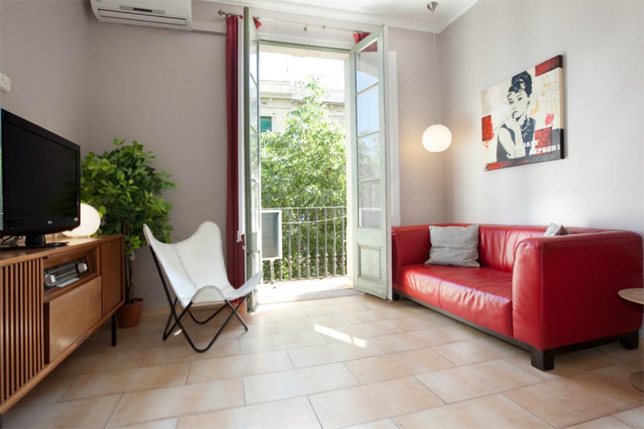 Aparteasy - Family Sant Antoni Apt. Lägenhet Barcelona Exteriör bild